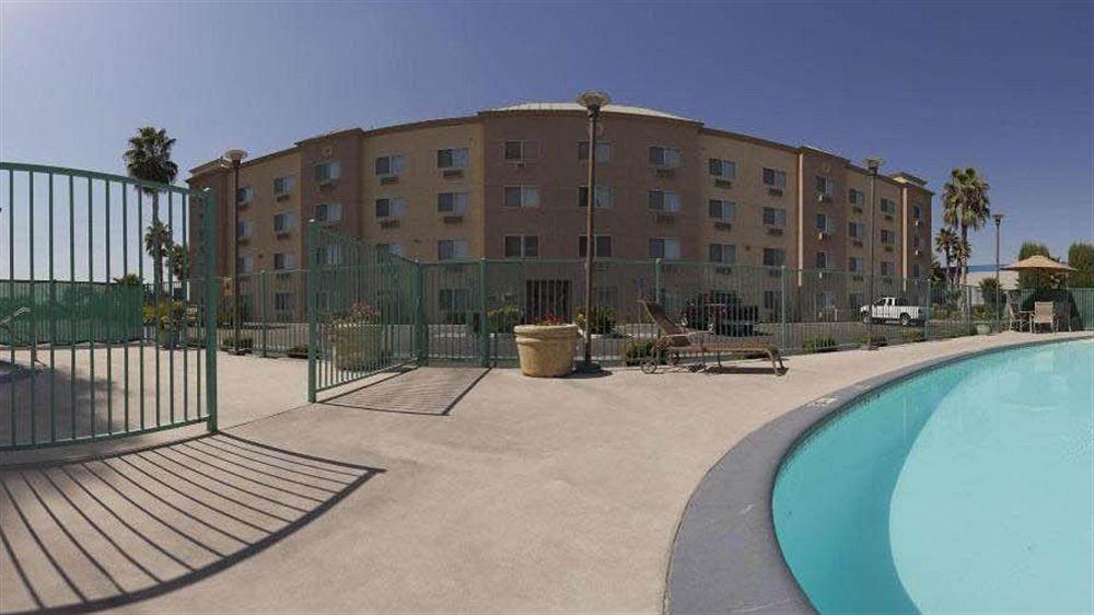 Holiday Inn Express Bakersfield By Ihg Buitenkant foto