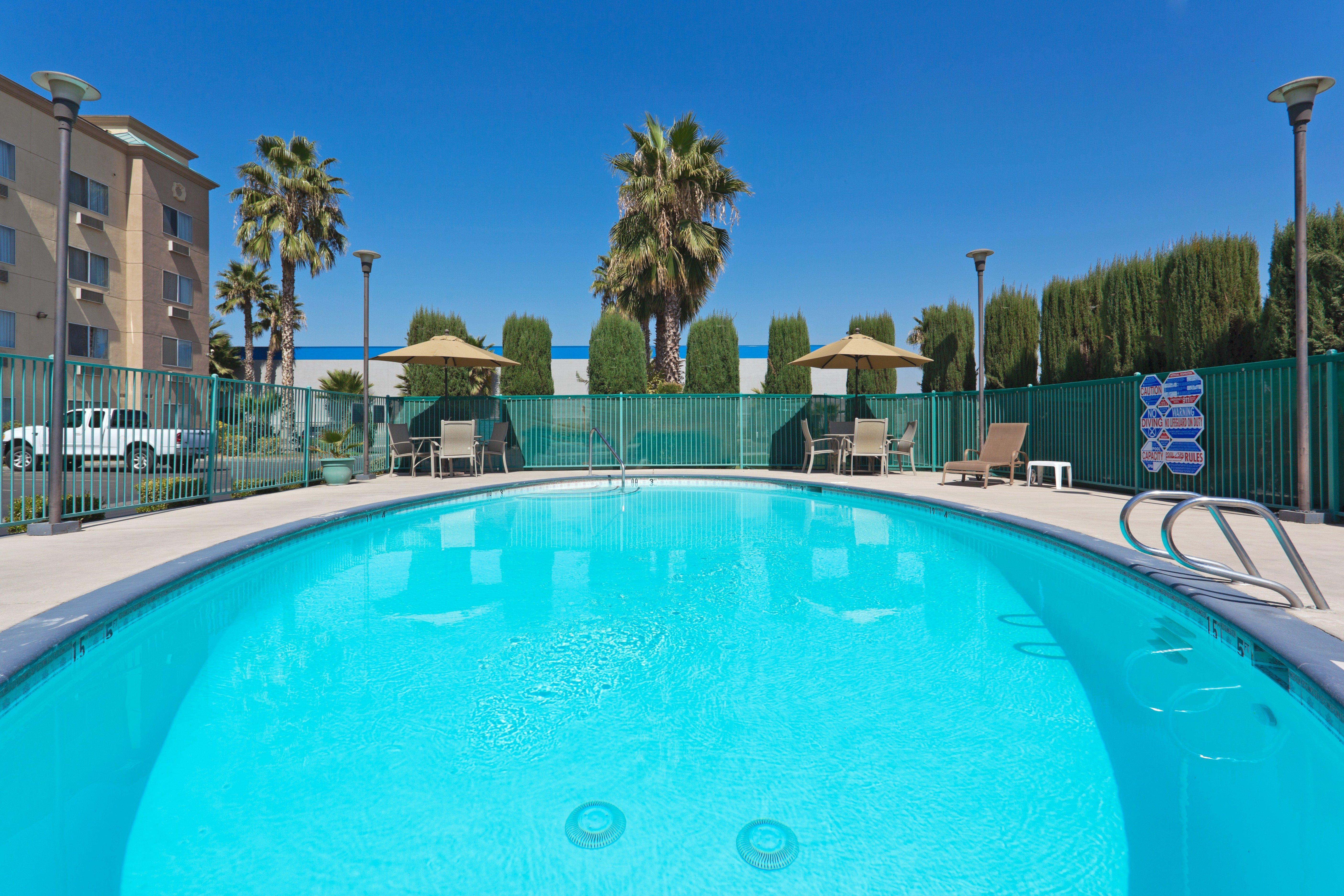 Holiday Inn Express Bakersfield By Ihg Faciliteiten foto